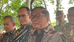 Pramono Lepas 15 Ton Bahan Pangan ke Kepulauan Seribu Persiapan Nataru