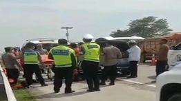 Empat Orang Ditemukan Tewas dalam Mobil di KM 284 Tol Pejagan-Pemalang