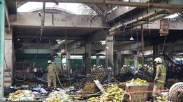 350 Kios Pedagang Pasar Induk Kramat Jati Terdampak Kebakaran