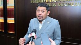 Anggota DPR Minta OJK Hapus Aturan Penagihan Utang Oleh Pihak Ketiga