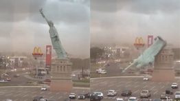 Diterpa Angin Kencang, Patung Liberty Roboh di Brasil