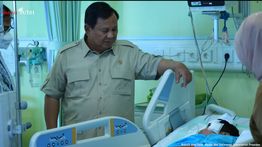 Prabowo Jenguk Siswa dan Guru Korban yang Ditabrak Mobil SPPG di RSUD Koja