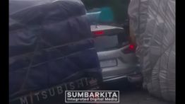 Ngerinya Kecelakaan Beruntun di Jalan Solok-Padang, Mobil Berisi Satu Keluarga Terjepit