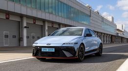 Hyundai IONIQ 6 N Definisikan Ulang Mobil Listrik Performa Tinggi, Akselerasi 0-100 Km/Jam 3,2 Detik