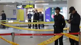 Serangan Granat Asap dan Penikaman Teror Taiwan