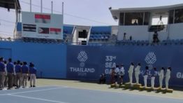 Merinding! Tanpa Musik, Suporter Indonesia Nyanyikan Lagu Indonesia Raya di SEA Games 2025