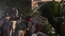 Kecelakaan Tunggal Mobil Tabrak Pembatas Jalan di Depan Lapas Cipinang