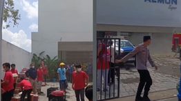 VIDEO: Toko Swalayan Almond Kebakaran