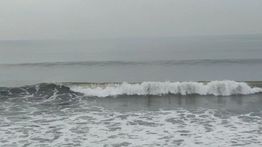 Waspada Gelombang Tinggi di Perairan Bali 27-30 Desember 2025 