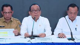 Pemerintah Kejar Pembersihan 587 Sekolah Terdampak di Sumatera, Tenda Pengungsian Juga Digunakan Sementara