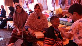 Pengungsi Bener Meriah Syukuri Bantuan MBG Pascabencana, Menu Ikan Tuna Dinilai Lezat