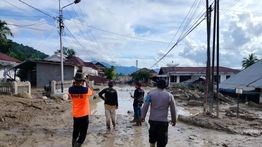 Lima Banjir Bandang Susulan Terjang Maninjau Agam Sepanjang Kamis