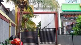 Rumah Yaqut Cholil Qoumas Dijaga Aparat Setelah Ditetapkan KPK sebagai Tersangka