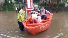 Banjir Meluas di Jakarta Utara dan Selatan, Ini 23 Ruas Jalan yang Tergenang