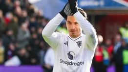 Lisandro Martinez Sempat Ingin Tinggalkan Sepak bola Usai Cedera ACL