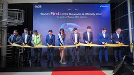 LEPAS Resmi Buka Showroom Global Pertama di Indonesia, Hadirkan Standar Baru Pengalaman NEV Premium