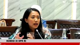DPR Minta OJK Percepat Waktu Pelaporan Korban Scam