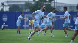 Layvin Kurzawa Bakal Debut saat Hadapi Persis Solo, Ini Kata Bojan Hodak