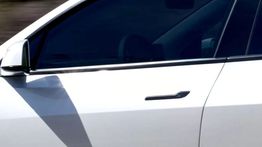 Dianggap Berbahaya, China Resmi Larang Gagang Pintu Elektrik Mobil Listrik Mulai 2027