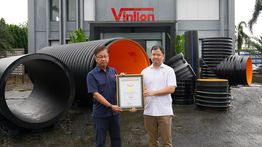 Vinilon Group Pecahkan 2 Rekor MURI lewat Produksi Pipa Terbesar di Indonesia
