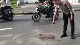 Kecelakaan saat Dibonceng Suami, Wanita Lamongan Tewas Terlindas Truk