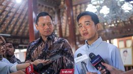 Cek Fakta: Gibran dan AHY Setuju DPR Dibubarkan