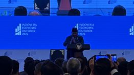 Kelakar Prabowo Jawab Tudingan Otoriter di Indonesia Economic Outlook
