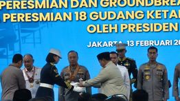 Kepala BGN Dadan Hindayana Dapat Anugerah Kehormatan dari Presiden