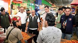 Pasokan dan Distribusi Diperkuat, Harga Cabai di Pasar Induk Kramat Jati Mulai Turun