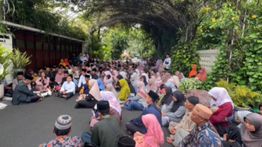 Tahlilan di Depan Rumah Jokowi Viral, Ajudan Bilang Begini
