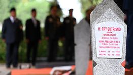 Pengabdian Panjang Almarhum Jenderal TNI (Purn.) Try Sutrisno untuk Bangsa dan Negara