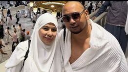 Penerbangan Pasca Umrah Meisya Siregar dan Bebi Romeo Terpaksa Dibatalkan