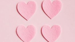 Hukum Mencium dan Menyentuh Istri Saat Puasa