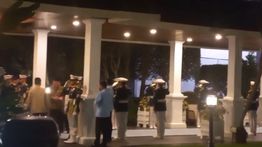 Gibran dan Jokowi Satu Mobil Usai Bertemu Prabowo di Istana