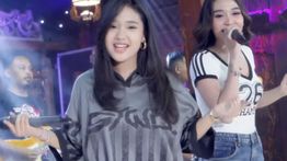 Chelosa Adella Putri Featuring Difarina Indra Adella Bawakan Lagu Nan Ko Paham