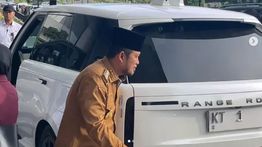 Viral Range Rover Plat KT 1 Mirip Mobil Dinas Gubernur Kaltim, Diskominfo Bilang Begini
