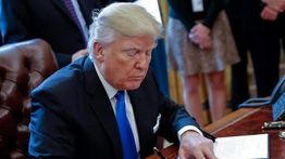 24 Negara Bagian AS Gugat Trump soal Tarif Impor 10 Persen