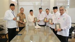 Sinar Mas Wakafkan 2.000 Alquran melalui Dewan Masjid Indonesia untuk Perkuat Literasi Keimanan