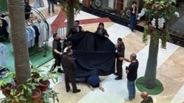 Polisi Ungkap Kronologi Pria Lompat dari Lantai 3 PIM 2 Jakarta