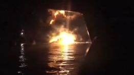 IRGC Rilis Video Detik-detik Rudal Bawah Laut Hantam Kapal Tanker Amerika