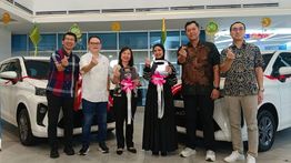 Astra Daihatsu Serahkan Hadiah Utama DAIFEST 2025 sebagai Apresiasi untuk Pelanggan Setia