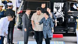 Hasto Beberkan Isi Pertemuan Prabowo dan Megawati di Istana