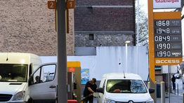 Prancis Longgarkan Standar BBM di Tengah Ancaman Krisis Energi Global