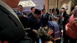 Tiba di Jepang, Prabowo Langsung Dapat Doa Tulus dari Anak Diaspora: Sehat Selalu Pak!