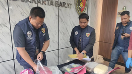 Polisi Ungkap Modus Black Dollar di Jakbar, Cairan Ternyata Air Detergen