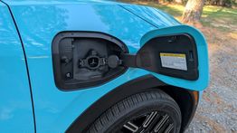 Pemilik Nissan Leaf Diminta Segera Berhenti Gunakan Kendaraan Listrik Ini