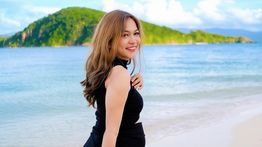 Akhirnya! Istri Virgoun Pamer Baby Bump Usai Dituding Hamil Duluan