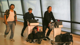 Kemlu RI: Ratusan WNI Tertahan di Timur Tengah, Proses Pemulangan Terus Berjalan