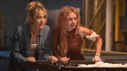 Review Ready or Not 2: Here I Come, Sekuel Horor Komedi yang Lebih Brutal dan Memuaskan