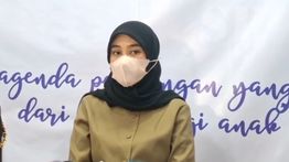 Clara Shinta Akui Sudah Pisah Rumah dengan Alexander Assad